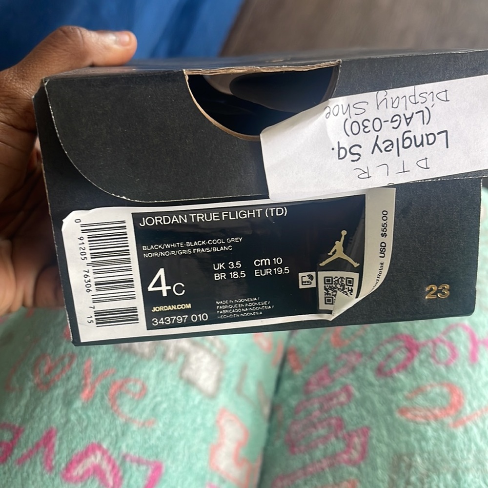 Jordan - Picture 3 of 3